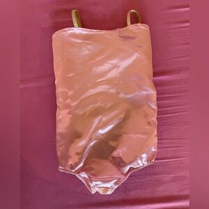 NWOT girls dance leotard sz 8 pink